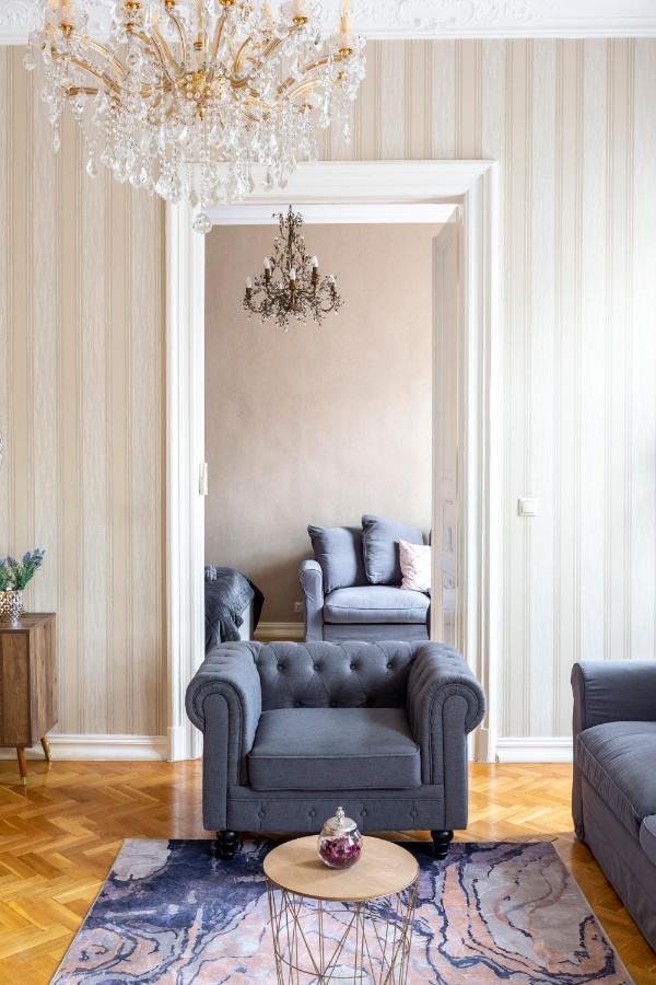 Luxury Central Home Next To The New York Cafe Budapest Eksteriør billede